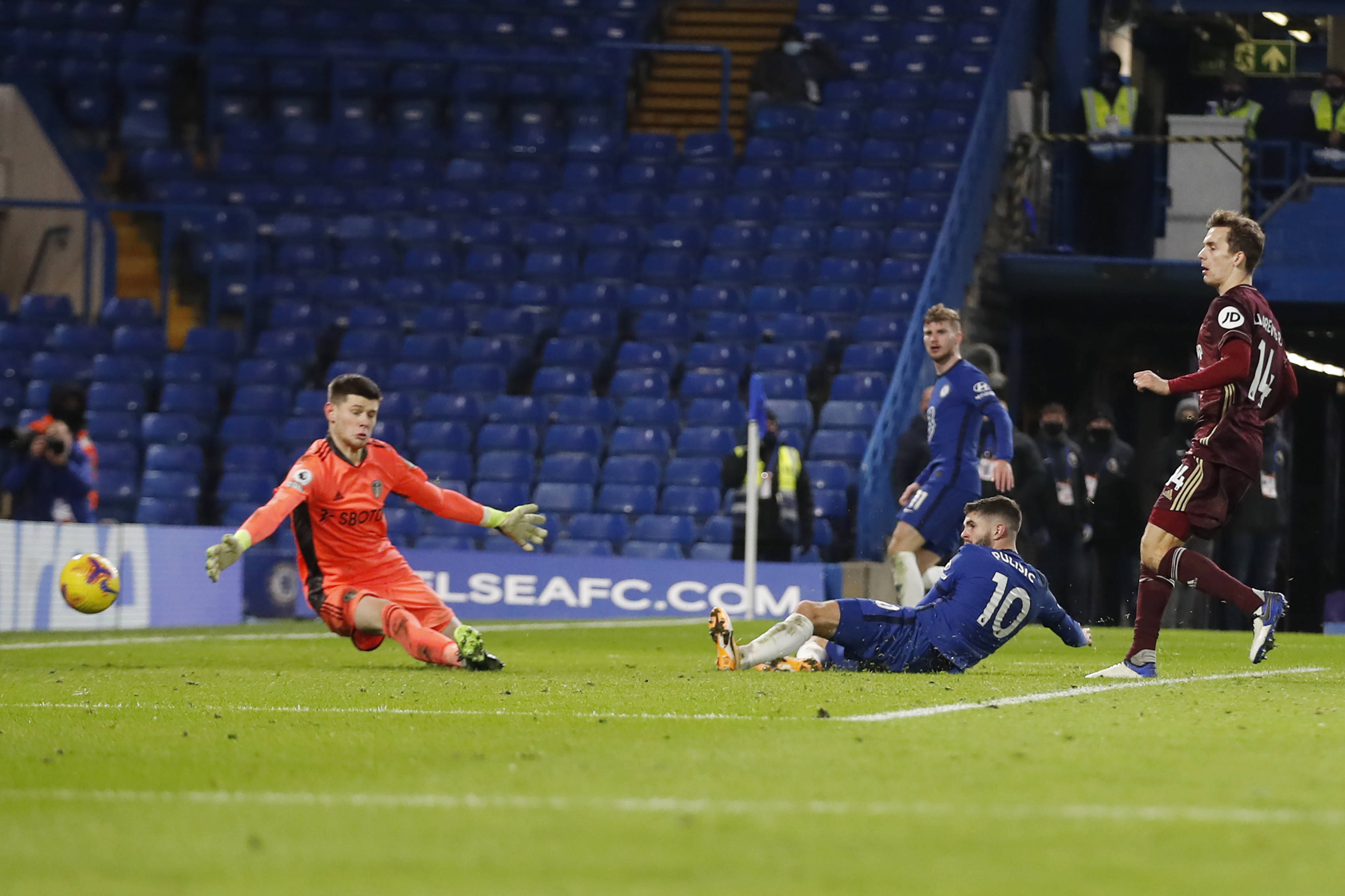 够帮助球队 够帮助球队