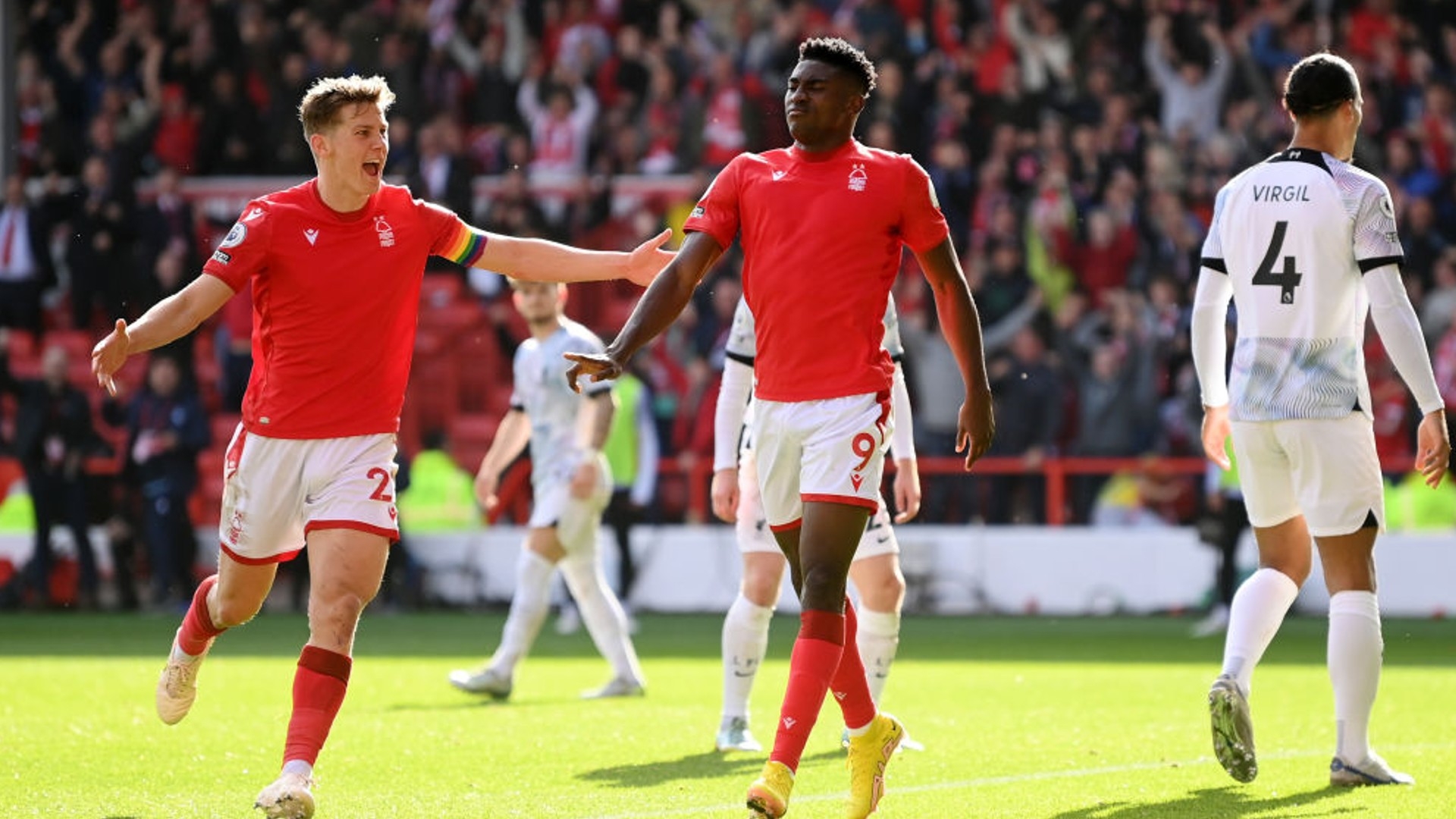 到比賽後段 到比賽後段